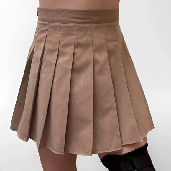 Loness Pleated Preppy Schoolgirl Academia Tennis Skirt Tan Camel Large - Picture 2 of 9